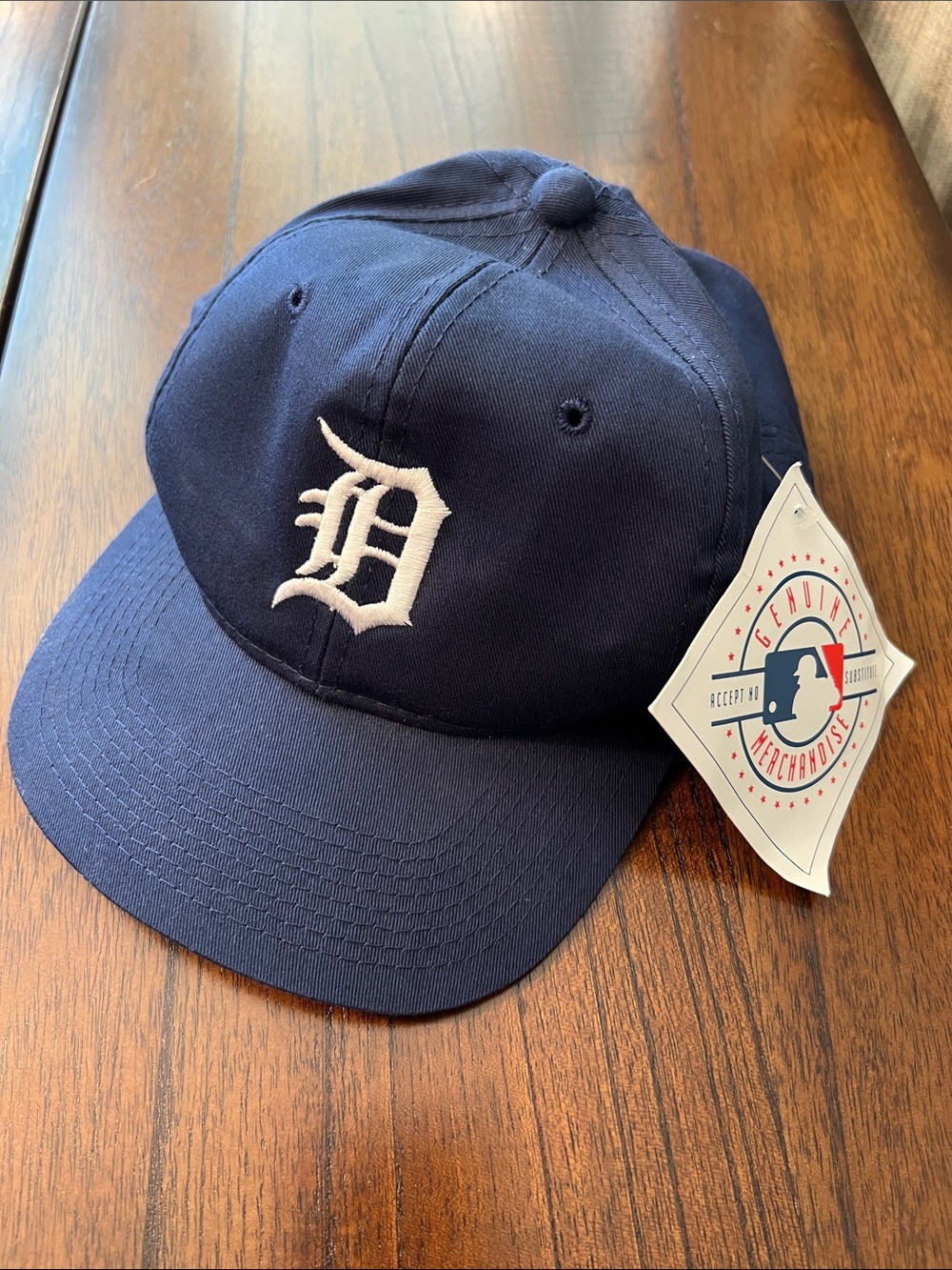 Genuine Merchandise Youth Detroit Tigers Baseball D Logo Navy and White Cap